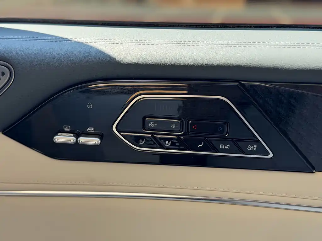 BYD Xia — миниатюра 18