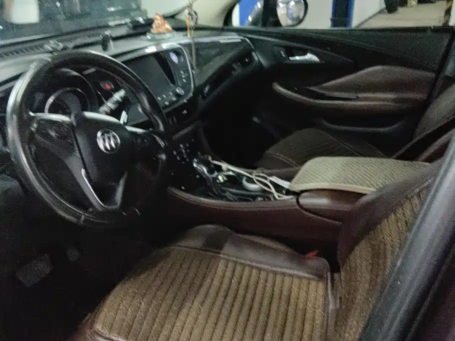 Buick Envision Plus — миниатюра 12