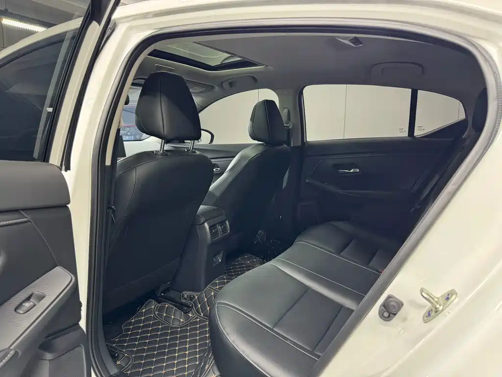 Nissan Sylphy — миниатюра 11