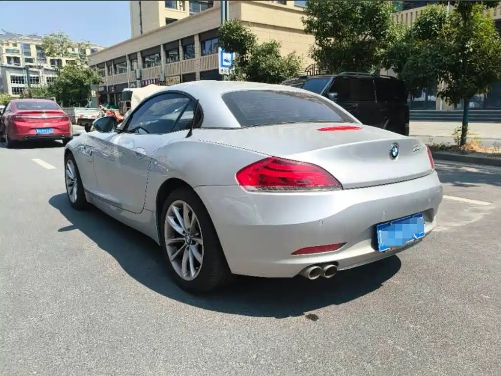 BMW Z4 — миниатюра 9