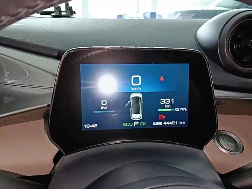 BYD Dolphin — миниатюра 12