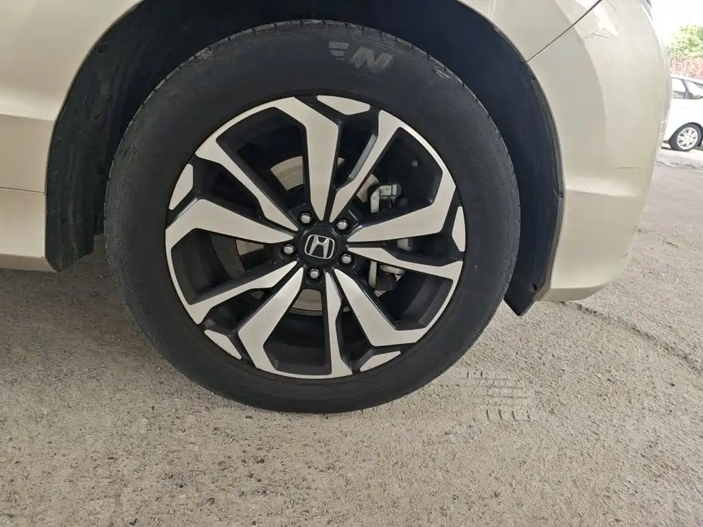 Honda UR-V — миниатюра 24
