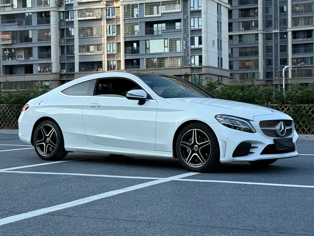 Mercedes-Benz C-Class (Import) — миниатюра 3