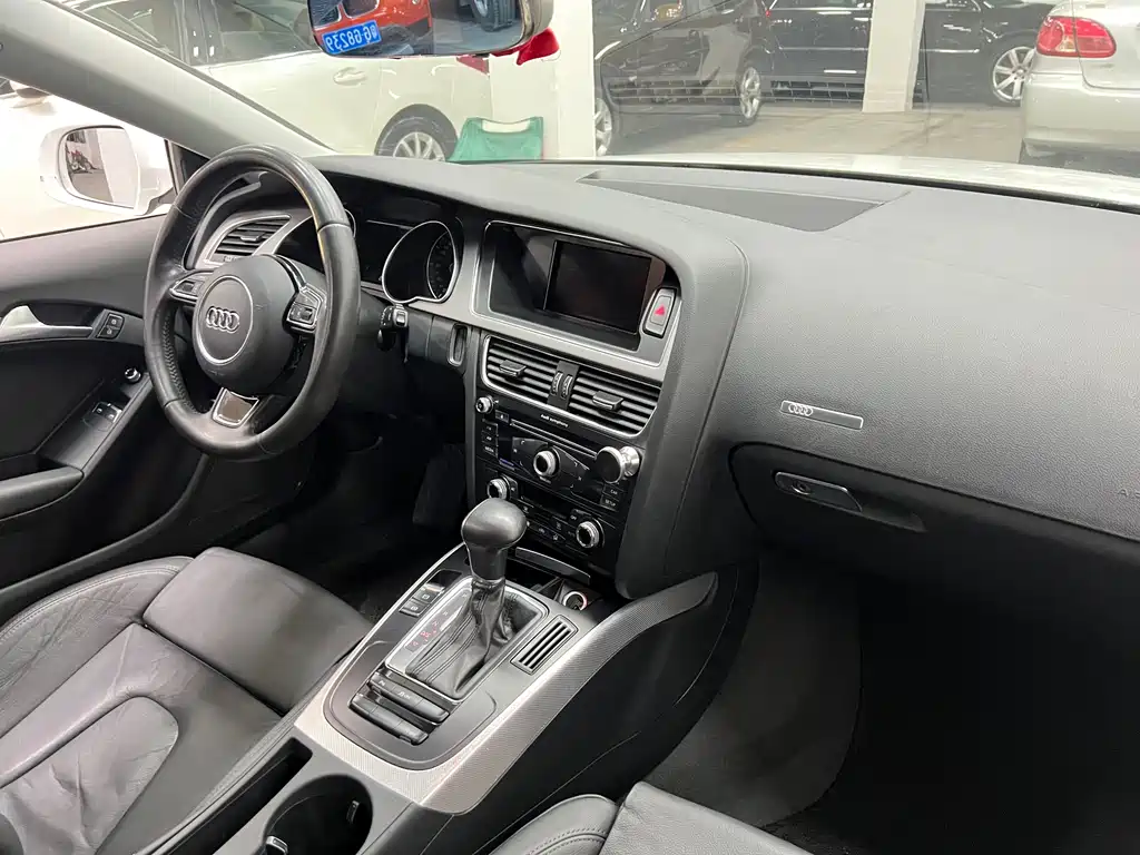 Audi A5 (Import) — миниатюра 11