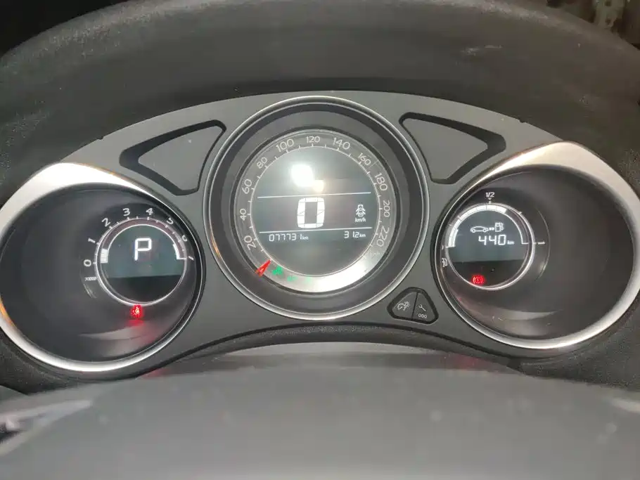 Citroen C4L — миниатюра 14