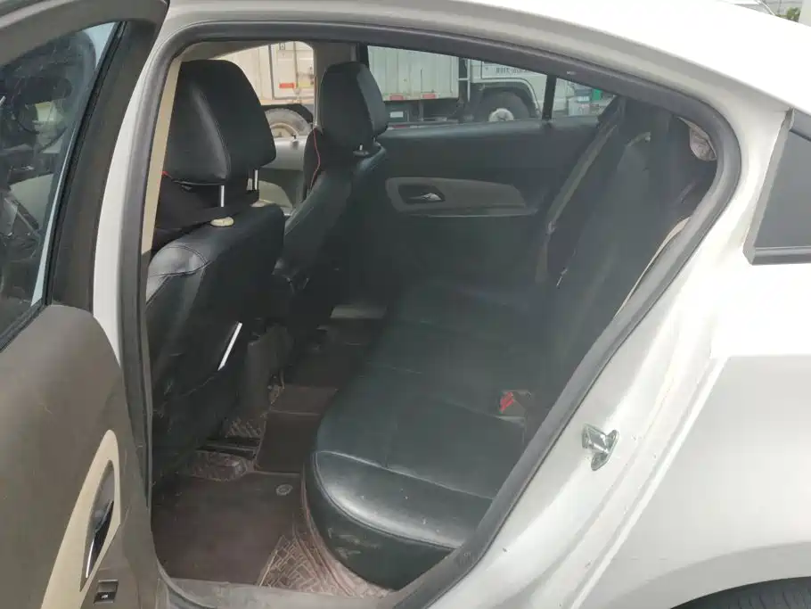 Chevrolet Cruze — миниатюра 11