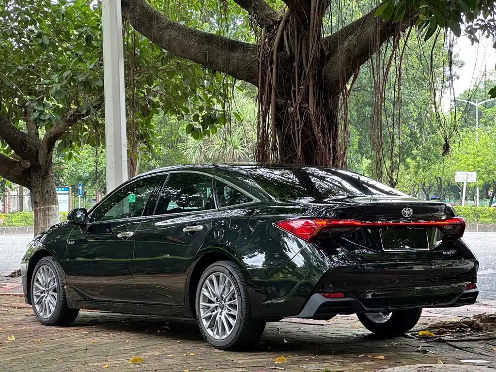 Toyota Avalon 2024 2.0L Luxury