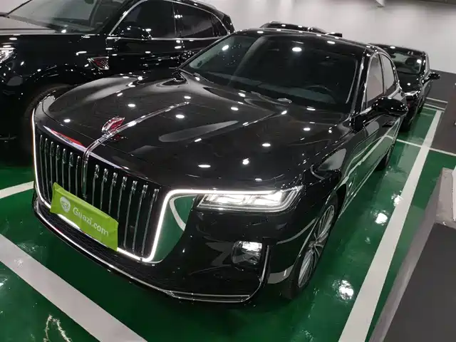RED FLAG HONGQI H9 2023