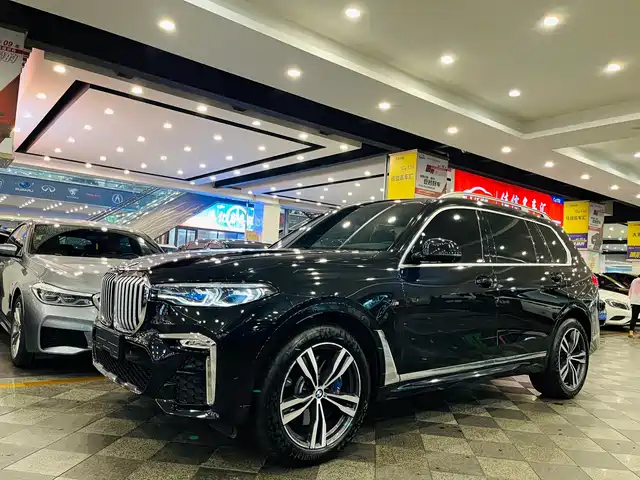 BMW  X7 2019