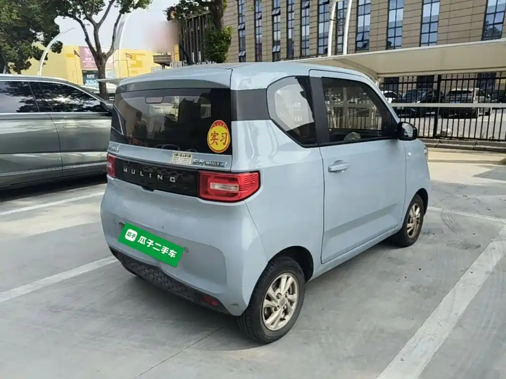 Wuling MINIEV — миниатюра 7