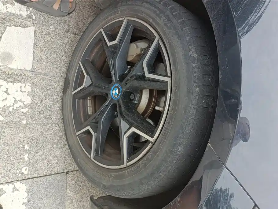 BMW i3 2023 eDrive 40 L