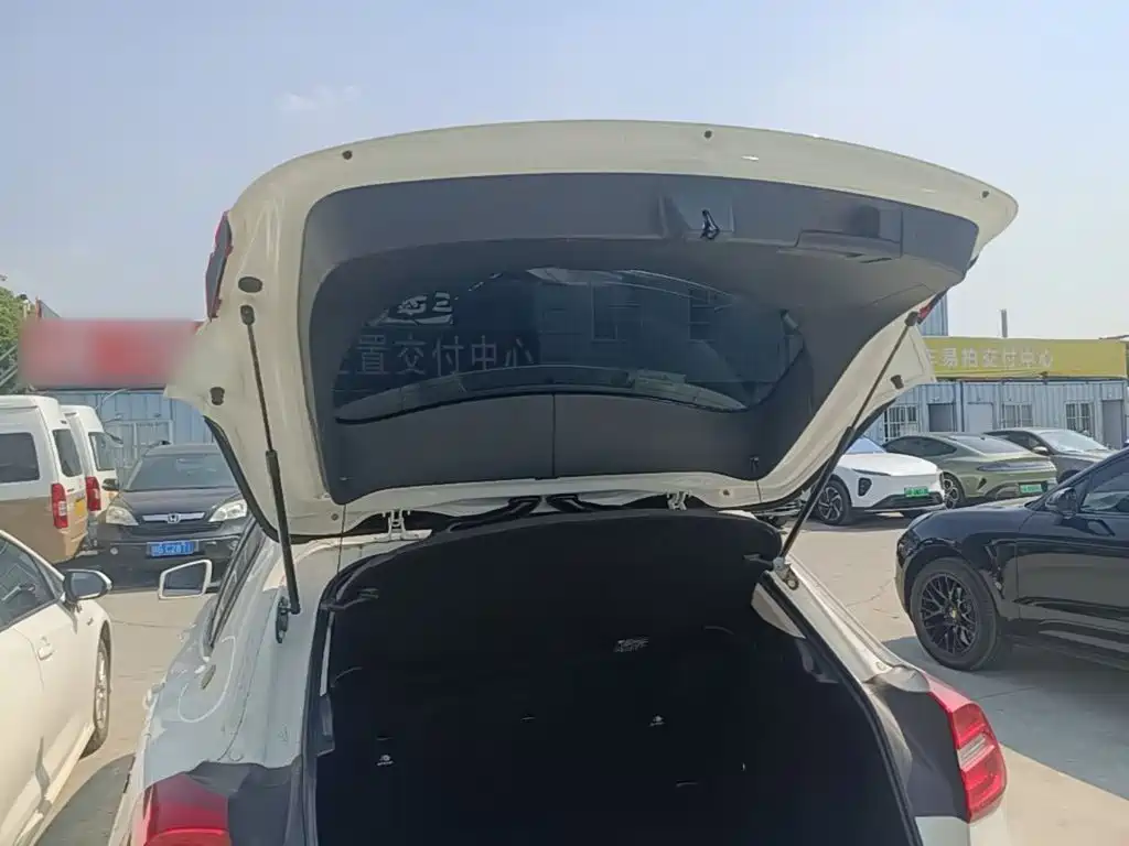 Mercedes-Benz GLA — миниатюра 19