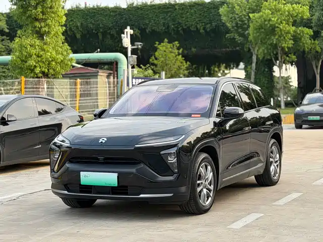 2020 Nio ES6