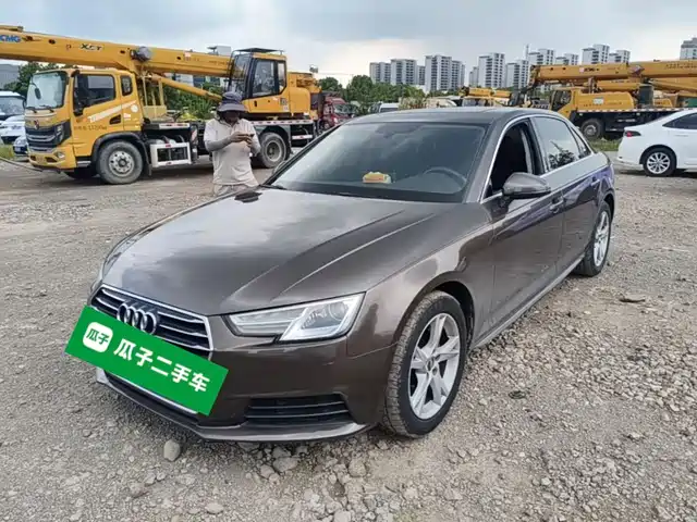 2017 Audi A4