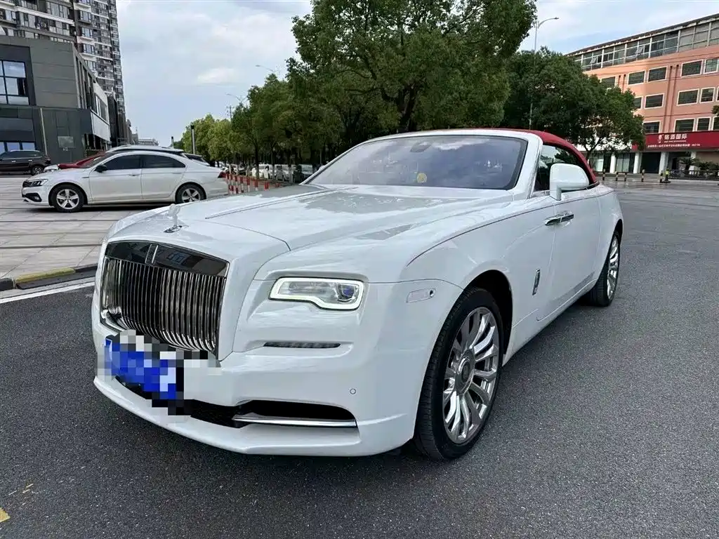Купить Rolls-Royce Dawn