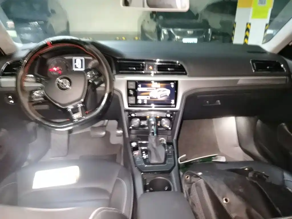 Volkswagen Lamando — миниатюра 14
