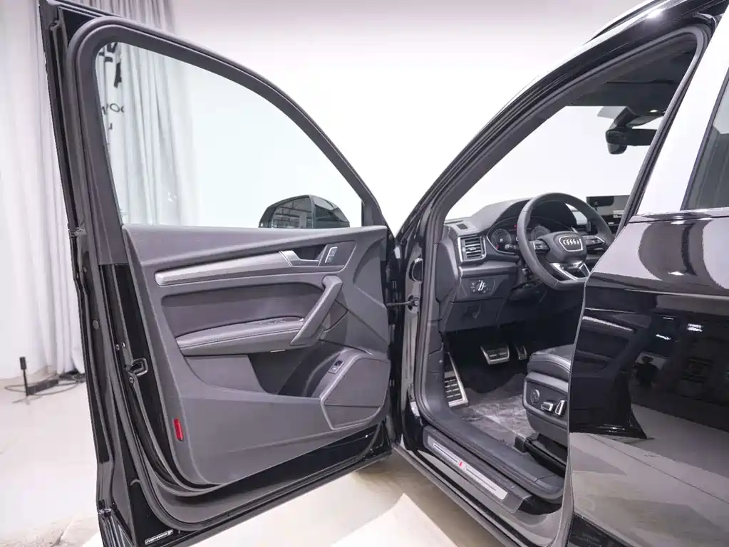 Audi Q5L — миниатюра 13