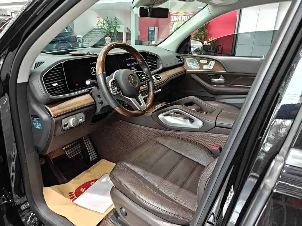 Mercedes-Benz GLE (Import) — миниатюра 7