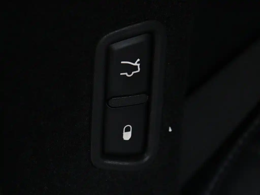 Maserati Levante — миниатюра 13