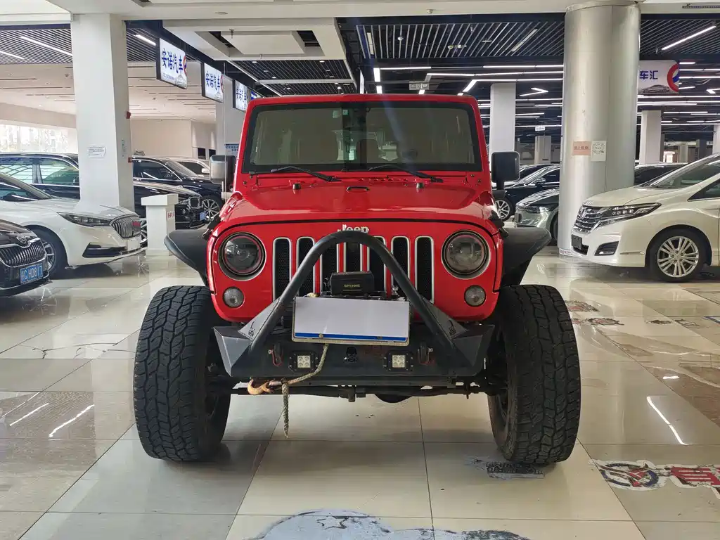 Jeep Wrangler — миниатюра 2