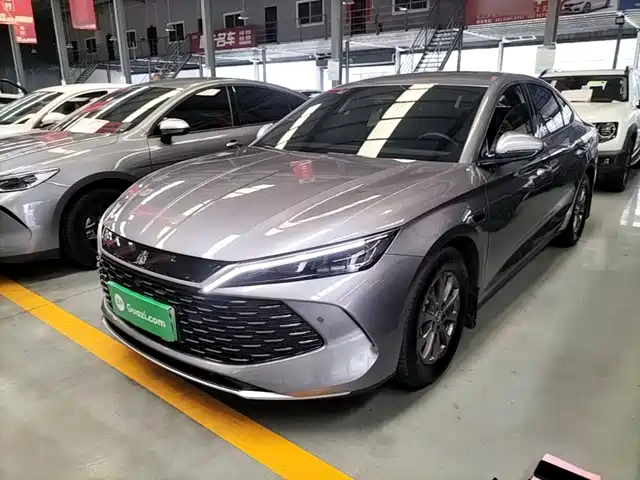 2025 BYD Qin
