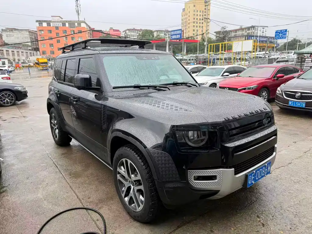 Land Rover Defender — миниатюра 3