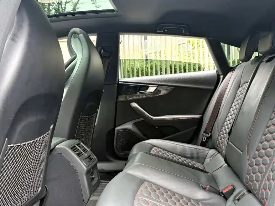 Audi A5 (Import) — миниатюра 8