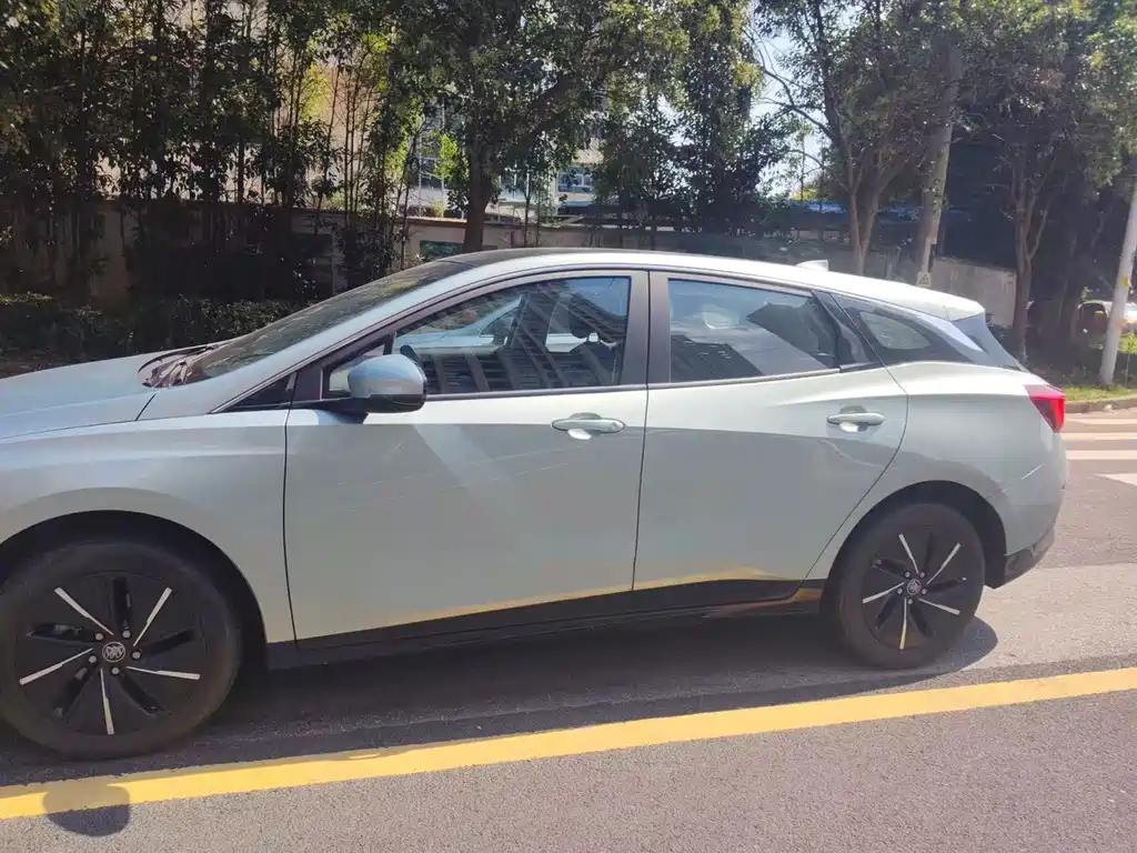 Buick Velite 6 — миниатюра 8