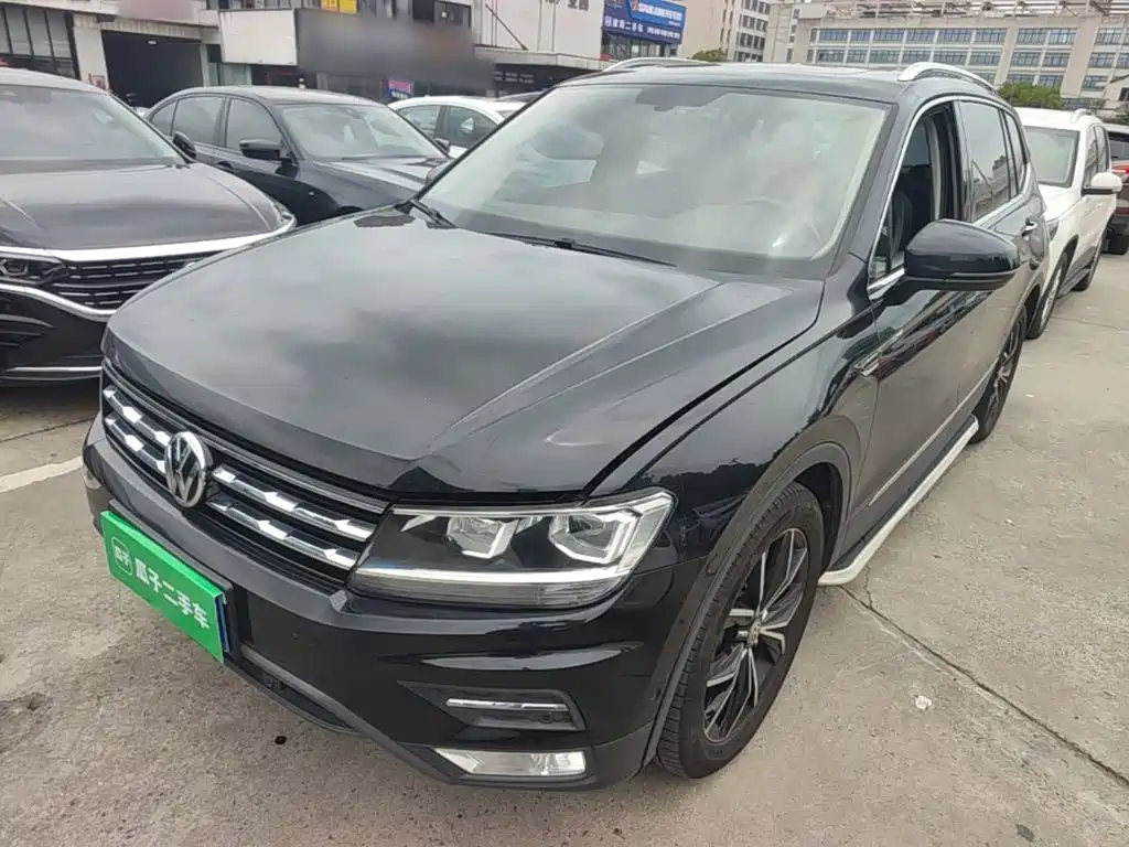 Volkswagen Tiguan L L 2019 330TSI AT Luxury VI