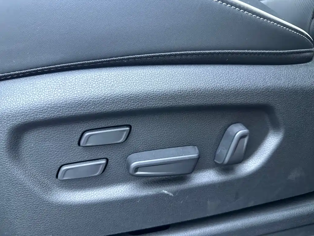 Hyundai Custo — миниатюра 16