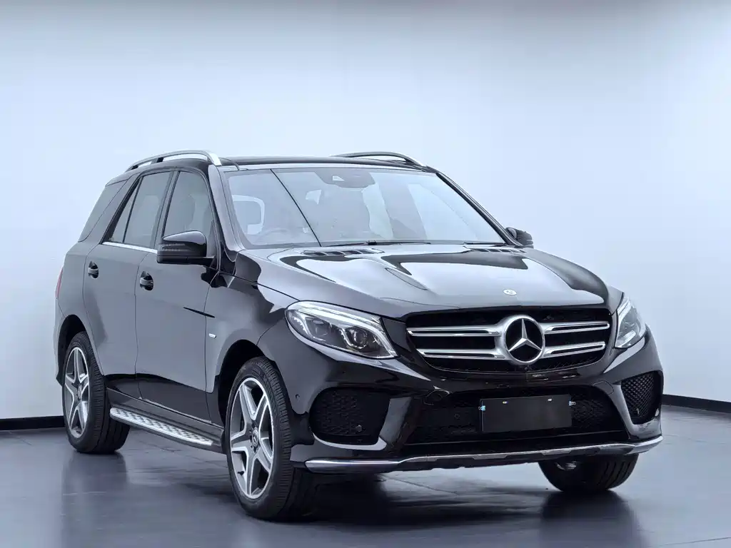 Mercedes-Benz GLE (Import) — миниатюра 3