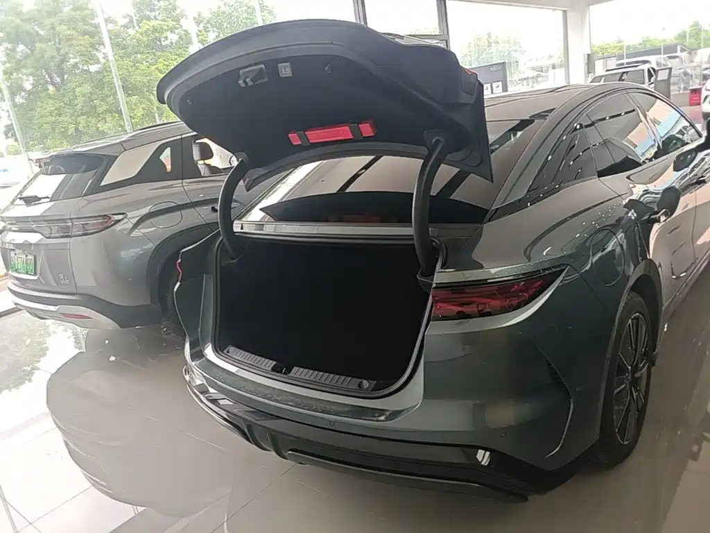 BYD Han L — миниатюра 19
