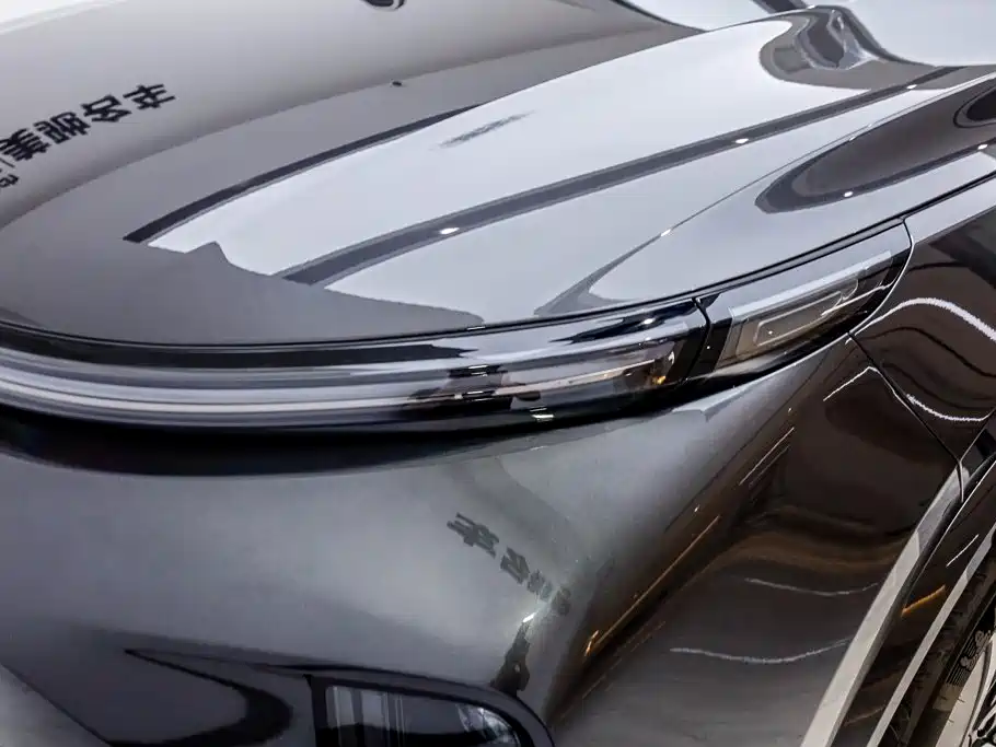 Li Auto Li L8 — миниатюра 9