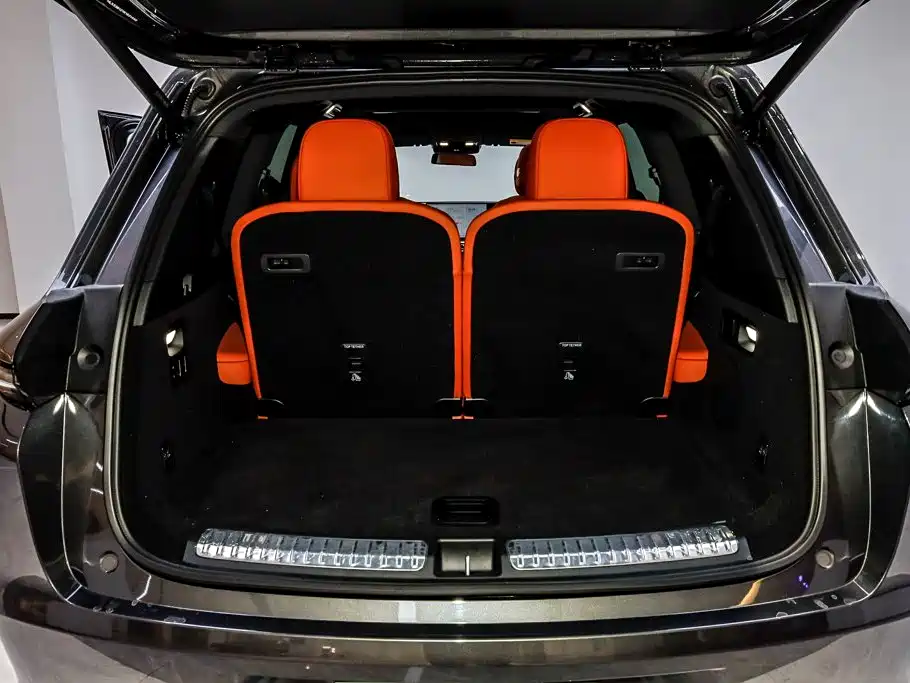 Li Auto Li L8 — миниатюра 24