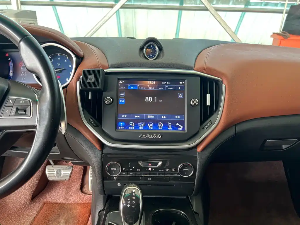 Maserati Ghibli — миниатюра 8