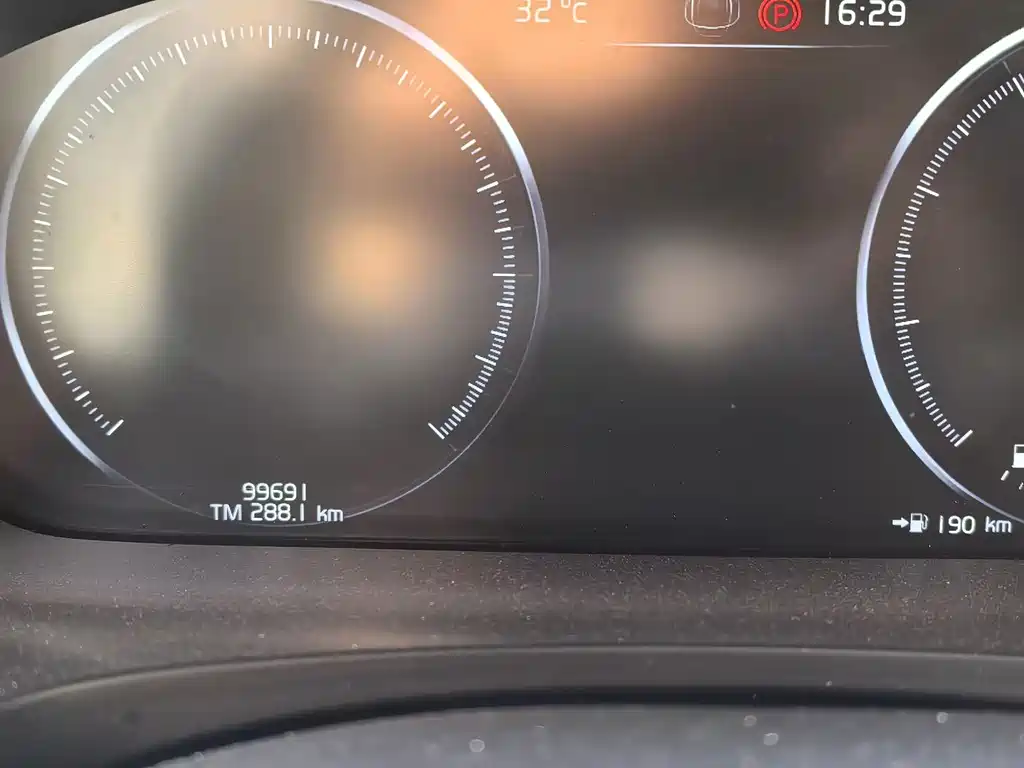 Volvo S90 — миниатюра 9