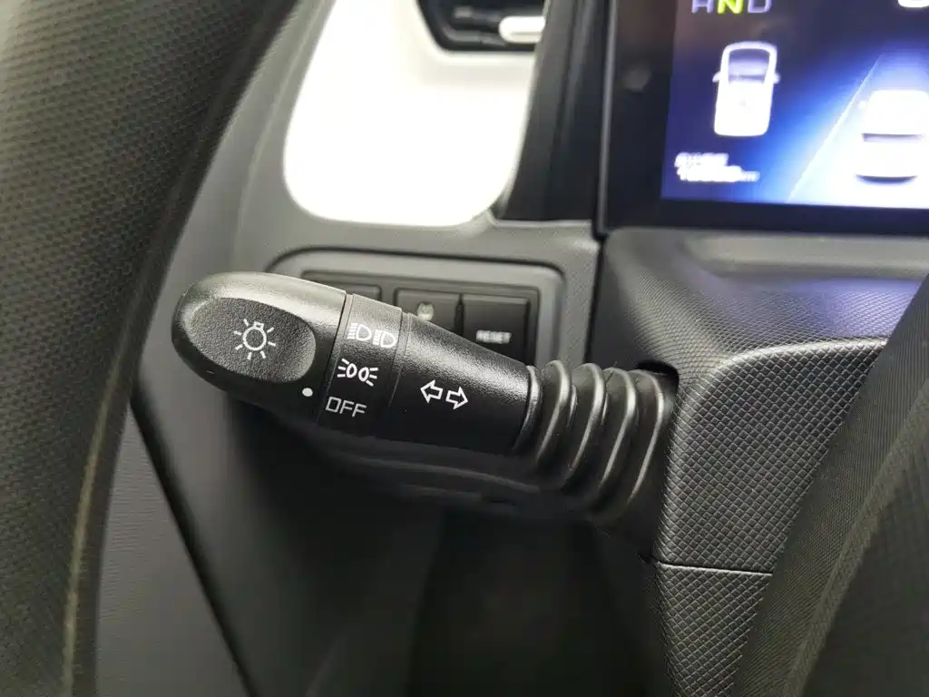 Wuling MINIEV — миниатюра 21