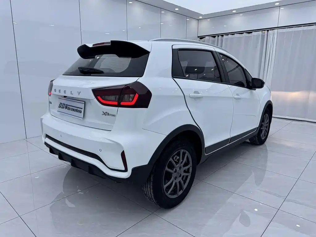 Geely Vision X3 — миниатюра 4