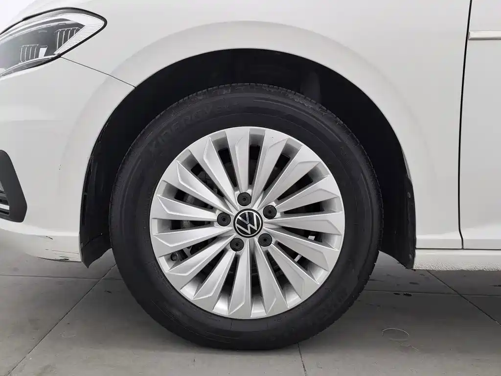Volkswagen Lavida — миниатюра 17