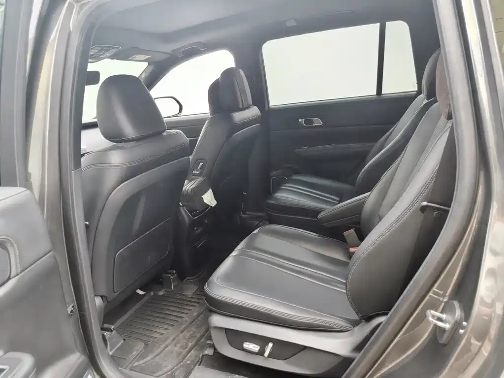 Li Auto ONE 2020 6 мест