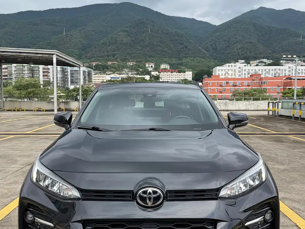 Купить Toyota Wildlander