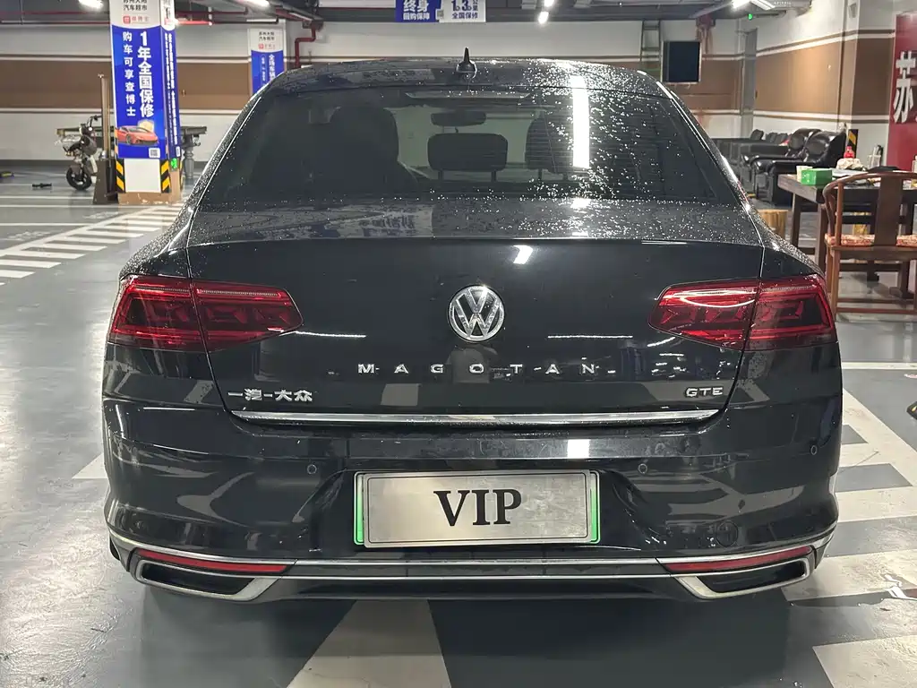 Volkswagen Magotan PHEV — миниатюра 4