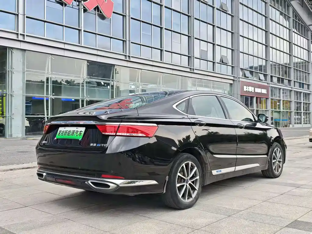 Geely Borui Hybrid — миниатюра 6