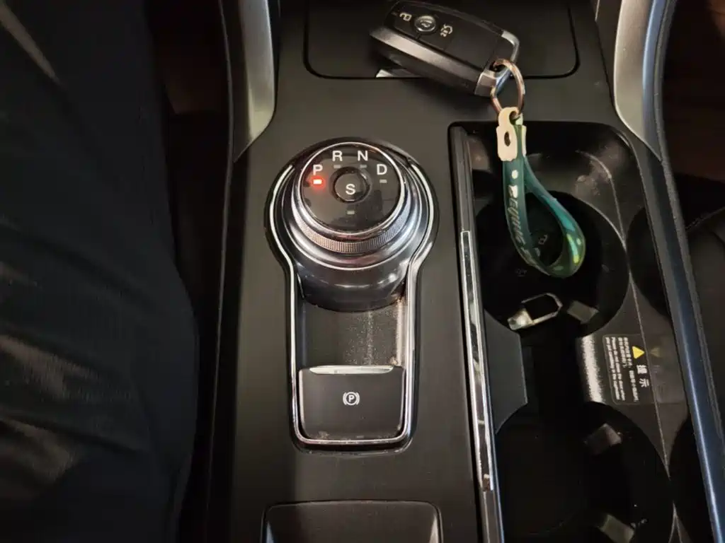 Ford Mondeo — миниатюра 14