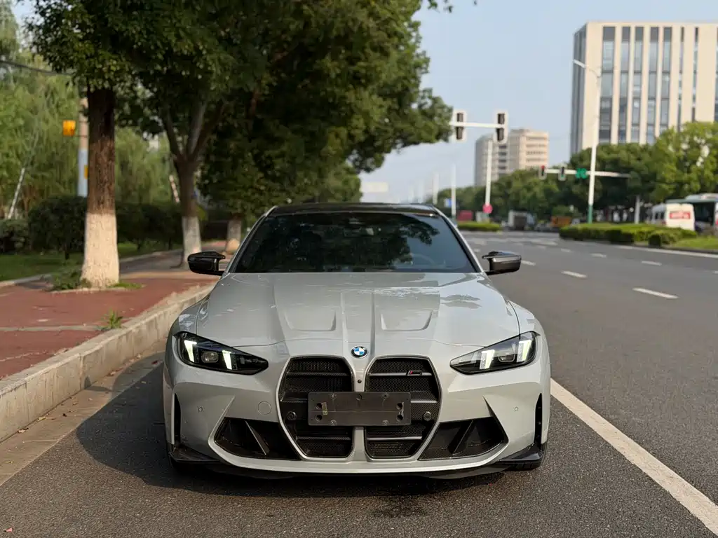 BMW M4 2024 M4