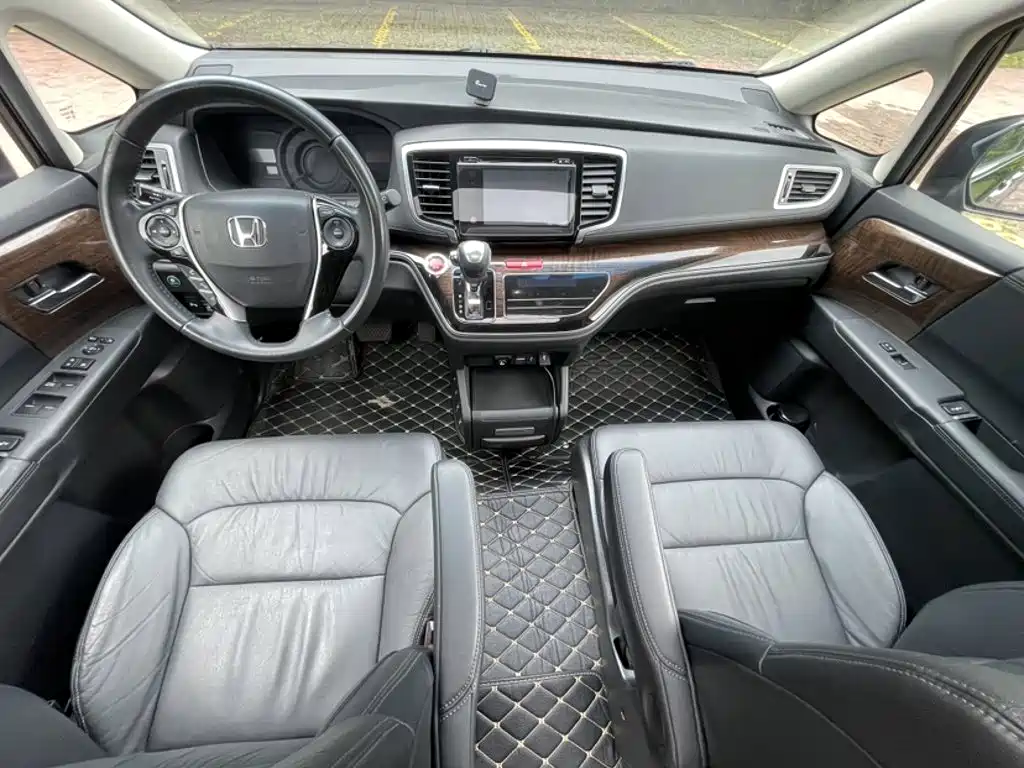 Honda Odyssey — миниатюра 14
