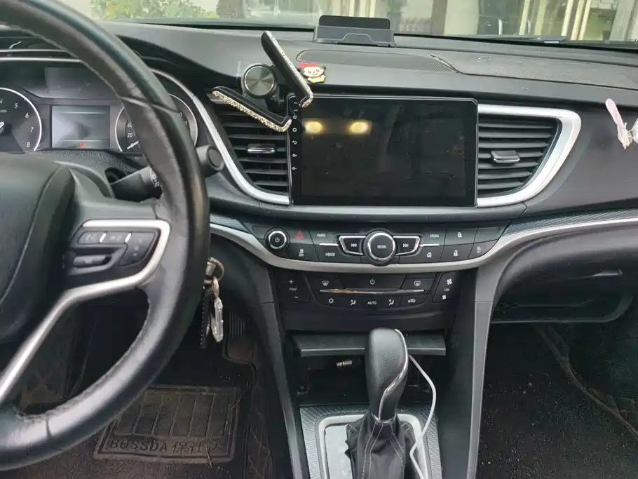 Buick Excelle — миниатюра 13