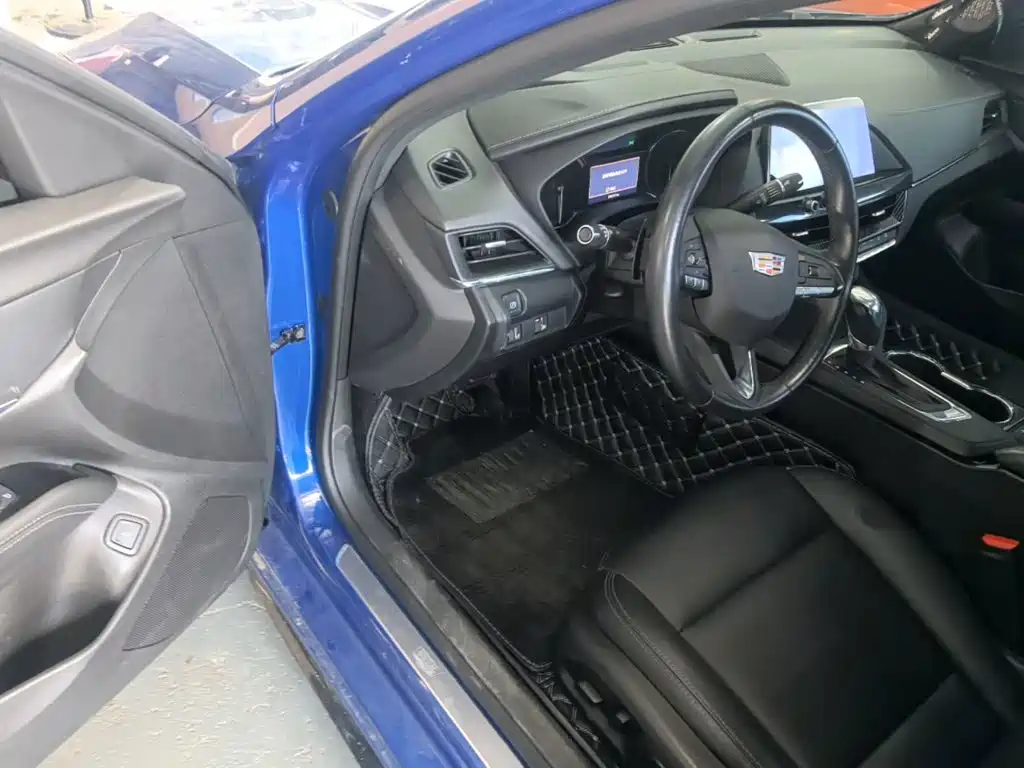 Cadillac CT4 — миниатюра 16
