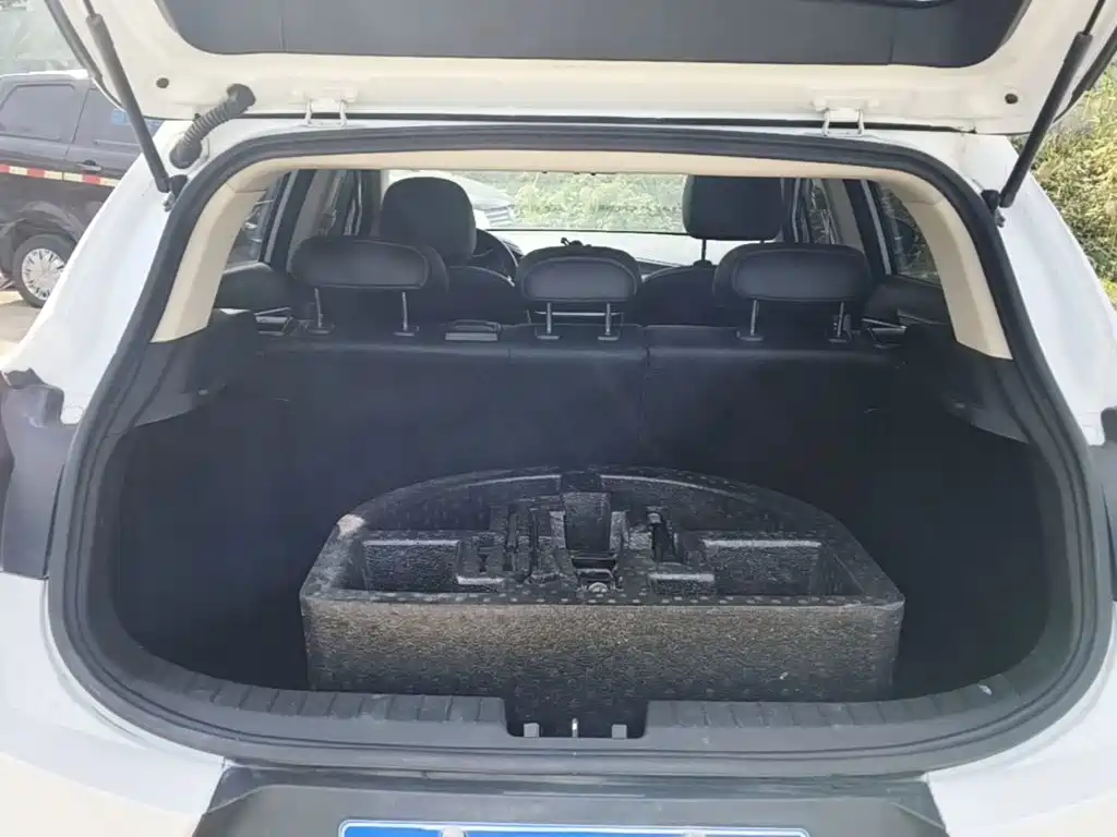 Geely Emgrand GS — миниатюра 19