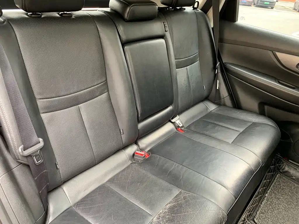 Nissan X-Trail — миниатюра 27